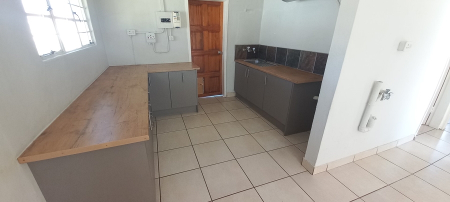 To Let 2 Bedroom Property for Rent in Loch Athlone Free State